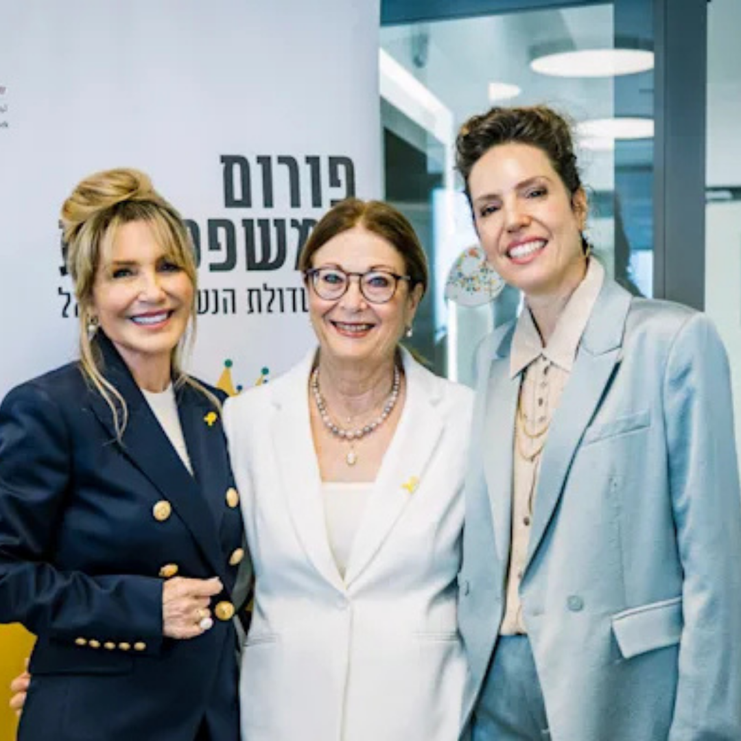 פורום המשפטניות